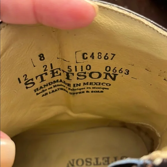 Stetson Red and Black Ankle Boots with Star Design - Picture 2 of 5